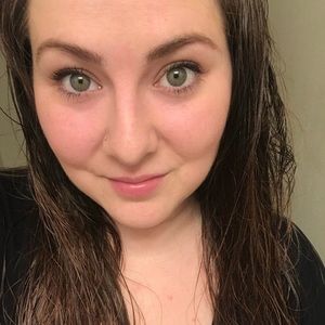 Meet your Posher, Clara